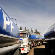 YPF subió el precio de sus combustibles un 4%